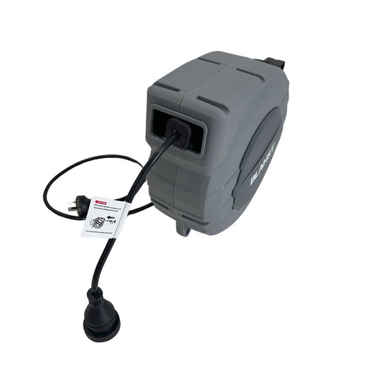 BLAHST 15m retractable extension cord